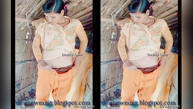 Exclusive Cute Desi Village Girl Showing Her boobs & Ass