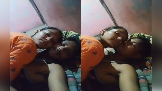 Desi Girl Kissing And Riding Dick Of BF