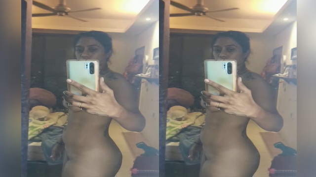 Desi Babe Capturing Full Naked Body for Lover on Lover’s Instruction