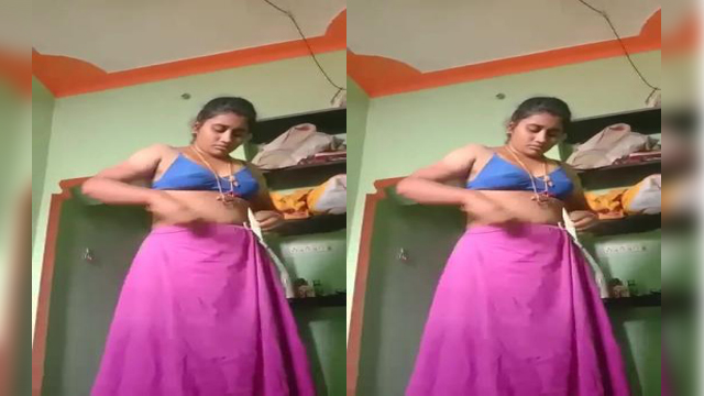 Bhabhi giving handjob to devar Part1