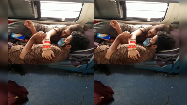 Indian Married Couple Having Romance In Train Leaked Video Part2