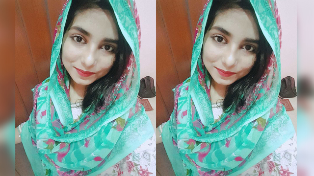 Super Sexy Indian Girl Showing Her Firm Tits Part2