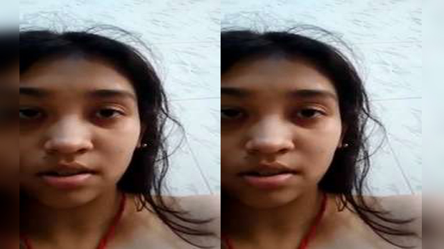 desi girl show nipple at home
