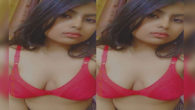 Bangladeshi Sexy Girl Showing boobs Part4