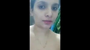 Beautiful Bigboob Paki Wife Showing