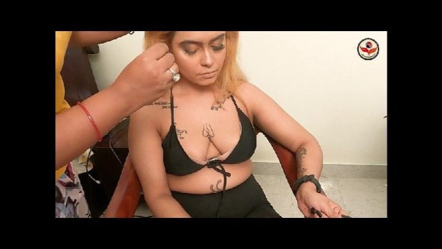 Hot booby model riya huge cleavage show makeover